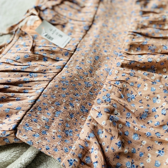 Floral Square-Neck Midi Dress - Picture 4 of 7